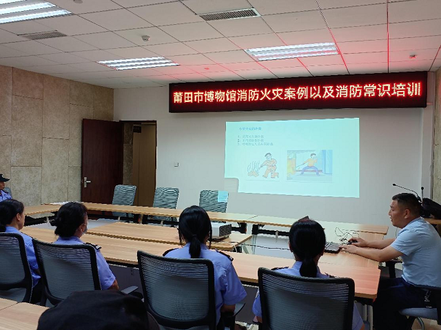 小型火灾扑灭.png
