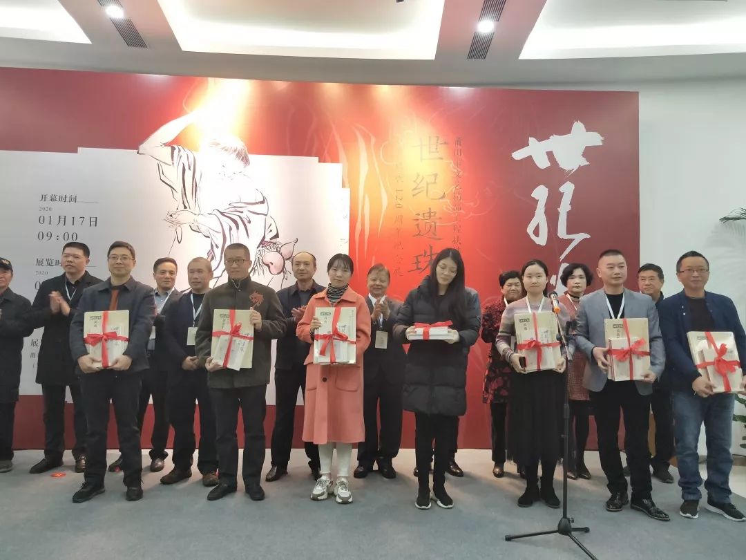 莆田市博物馆举办黄曦诞辰120周年作品展开幕式(图2) 莆田市博物馆举办黄曦诞辰120周年作品展开幕式(图2)