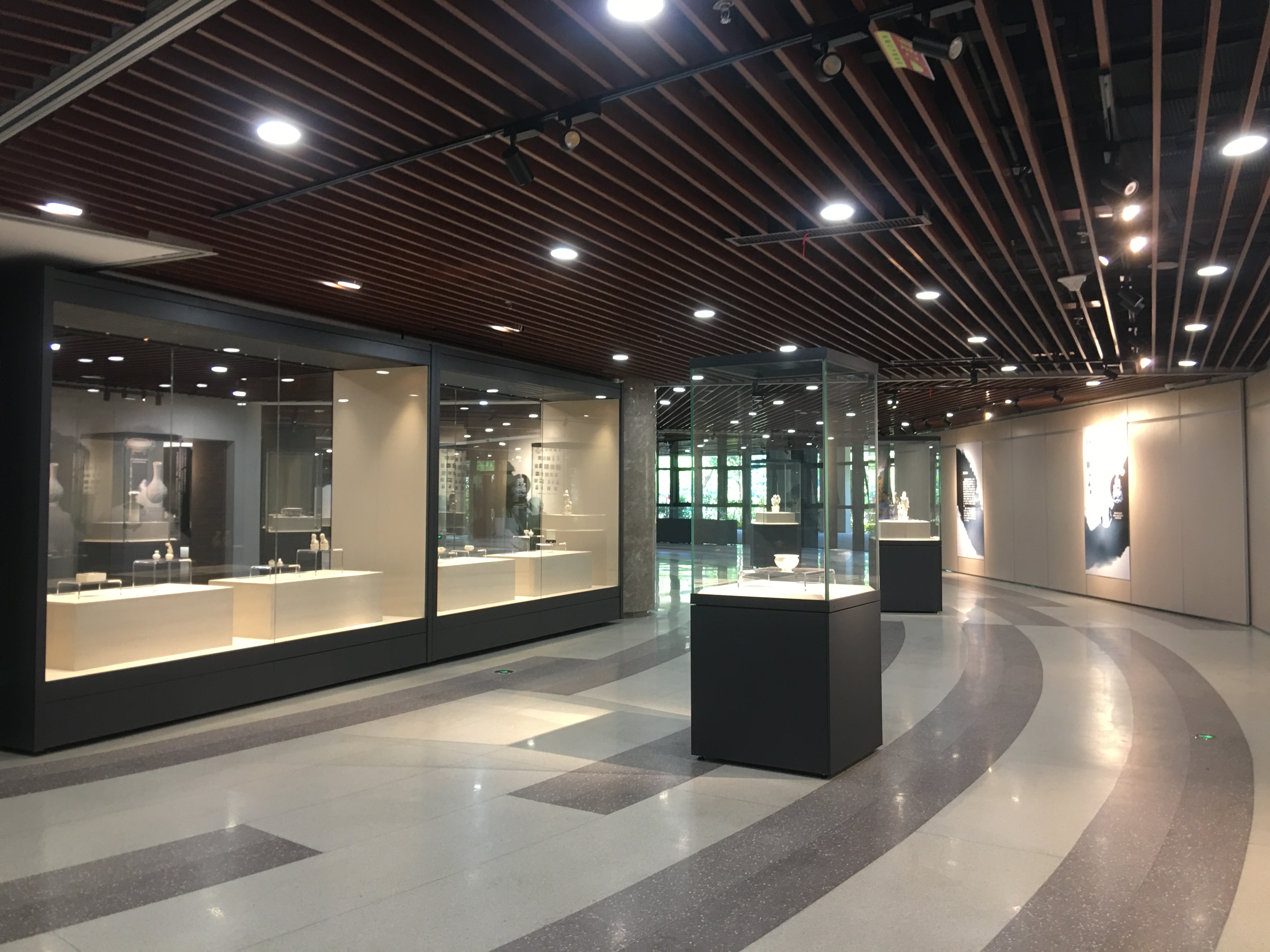 莆田市博物隆重推出瓷国明珠一福建德化陶瓷展(图1)