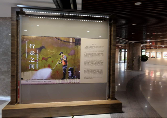 行走之间—欧洲城市艺术摄影展(图1)