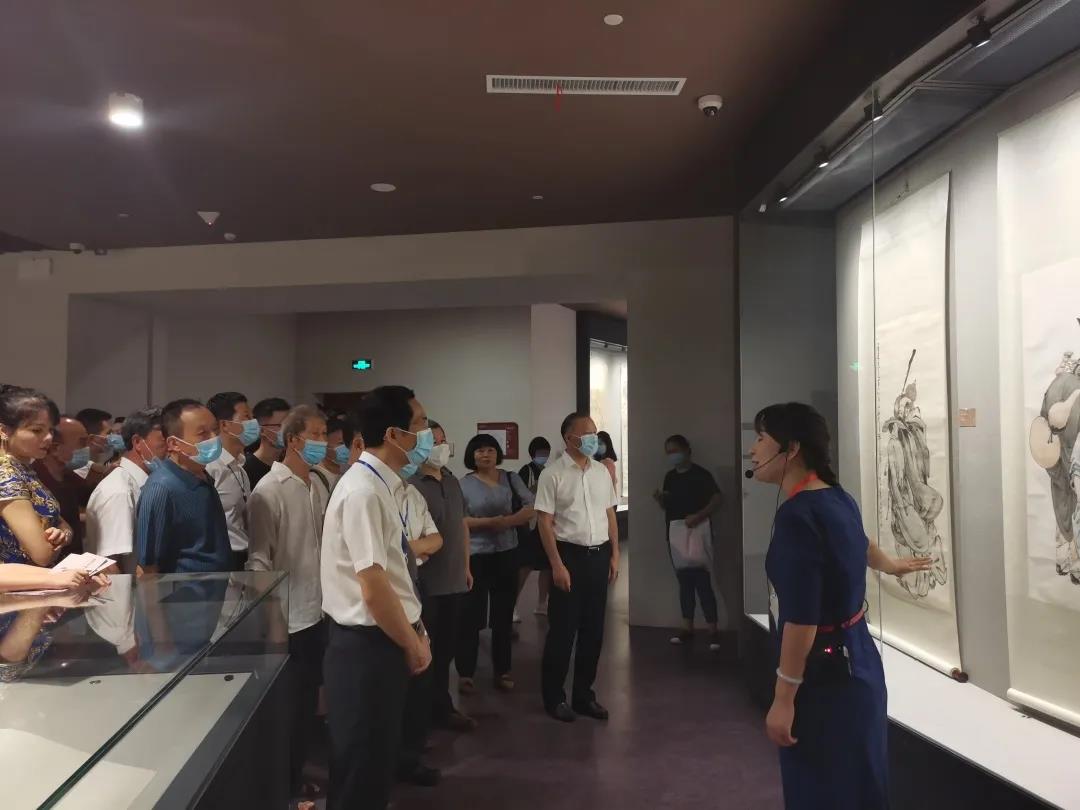 近代中国古典人物画三杰---李霞李耕黄羲作品展 开幕式(图6)